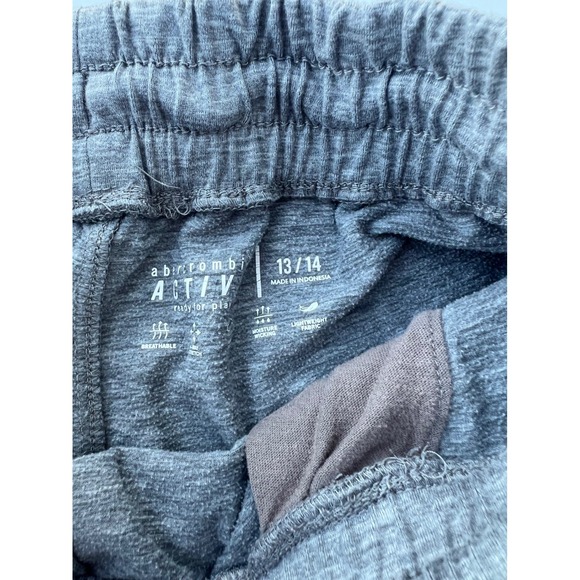 Abercrombie Kids Boys Active Shorts Bundle Lot Size 13/14 Gray Blue - Picture 11 of 12